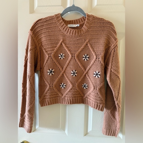 Lush Sweaters - Lush cropped sweater • Women’s small